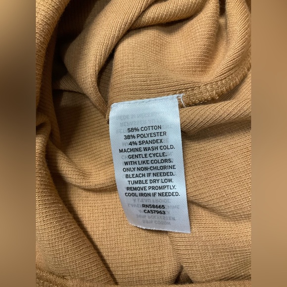 🌟 BP Ribbed Bodysuit - Picture 6 of 6